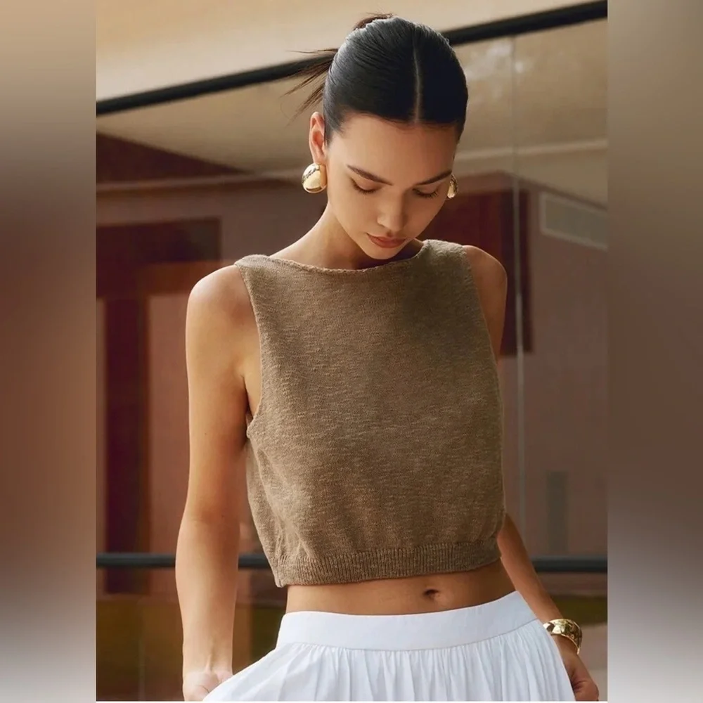 Commense Women's Sleeveless Crop Knit Top - Picture 1 of 11